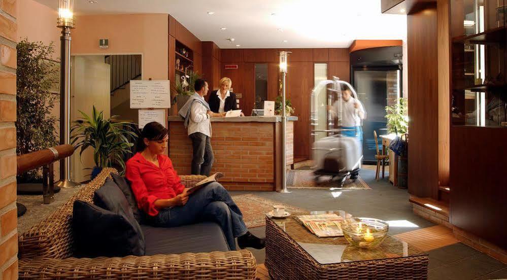 Hotel Krone - Eat, Drink, Stay Bressanone Dış mekan fotoğraf