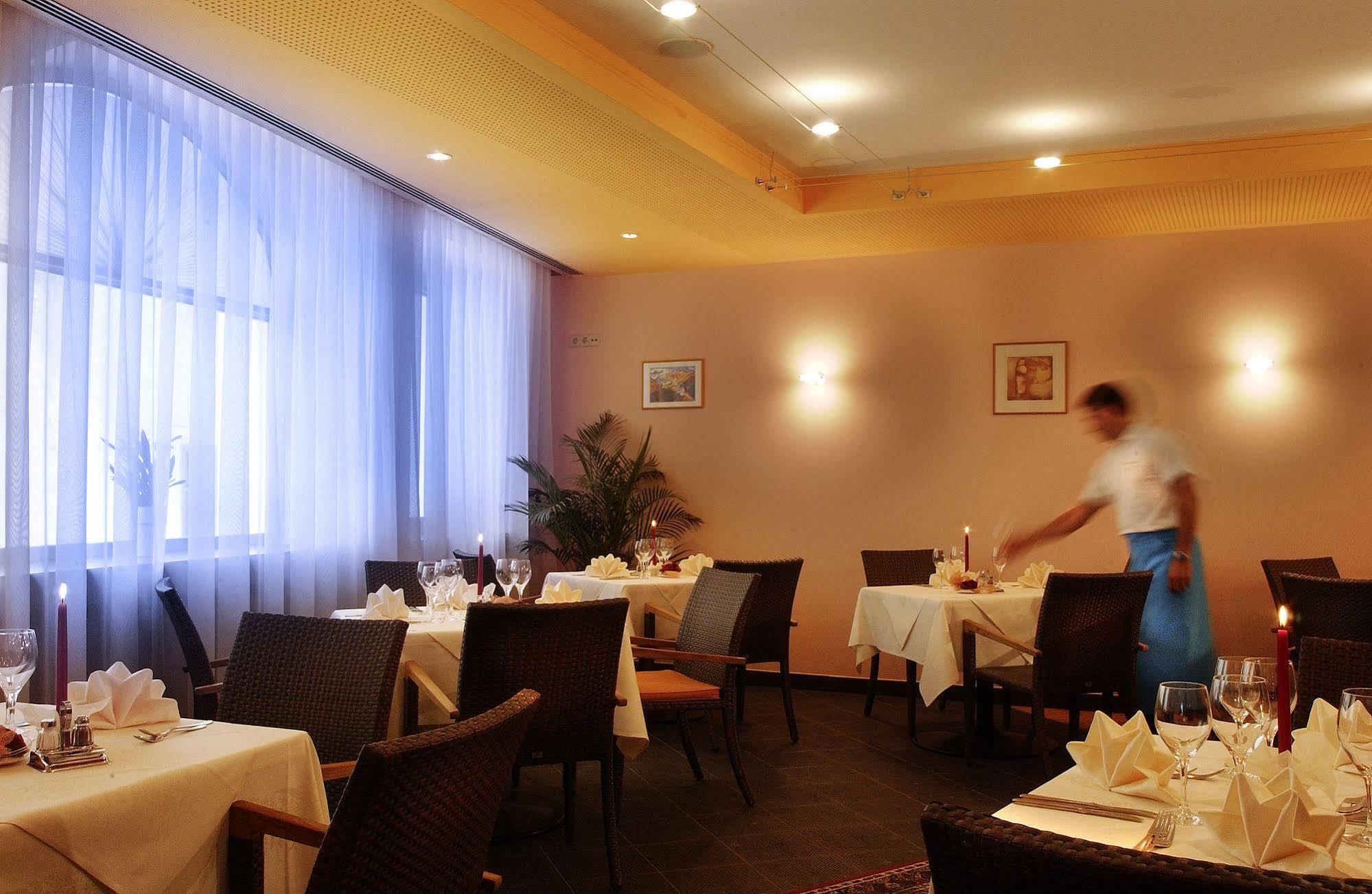Hotel Krone - Eat, Drink, Stay Bressanone Dış mekan fotoğraf