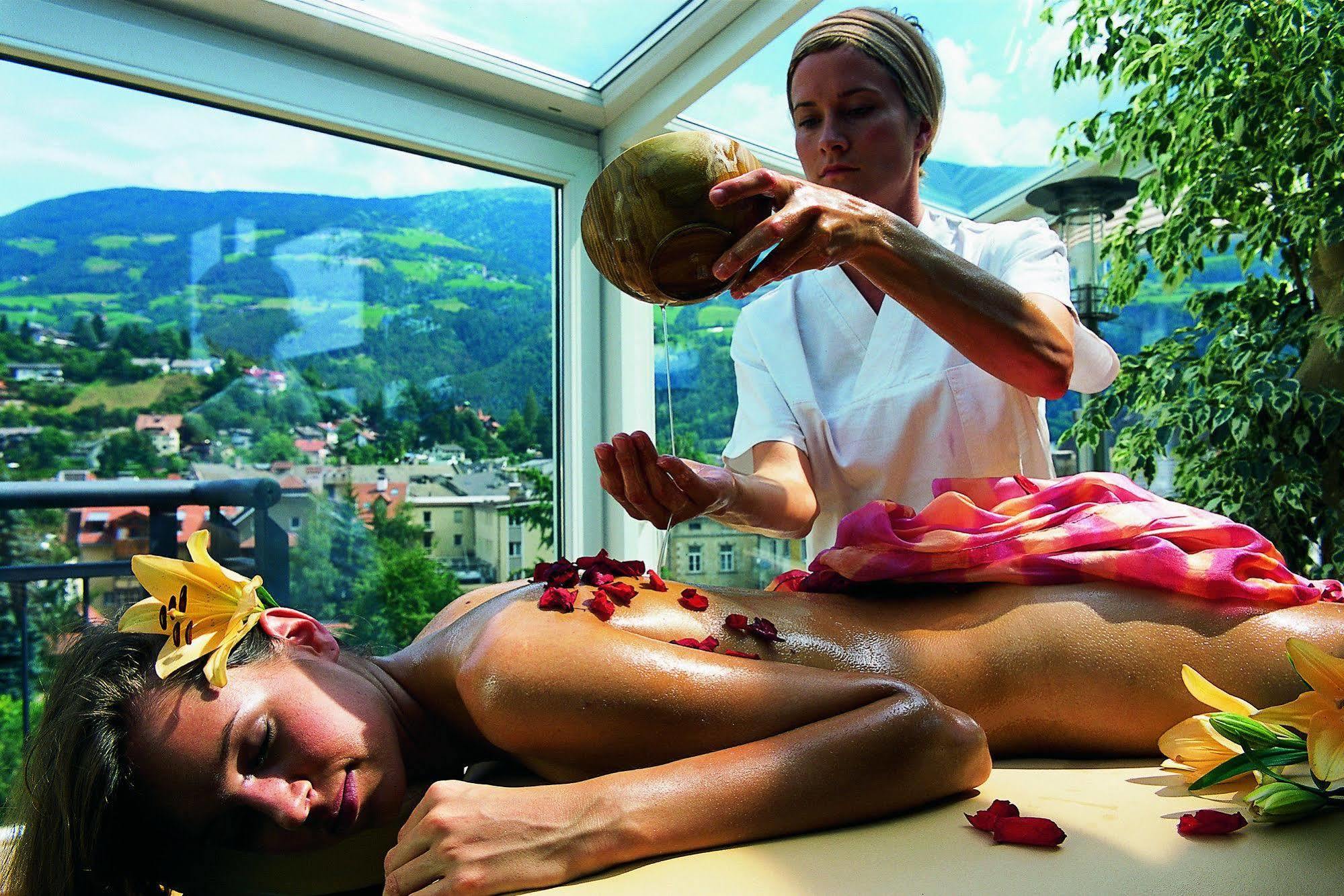 Hotel Krone - Eat, Drink, Stay Bressanone Dış mekan fotoğraf