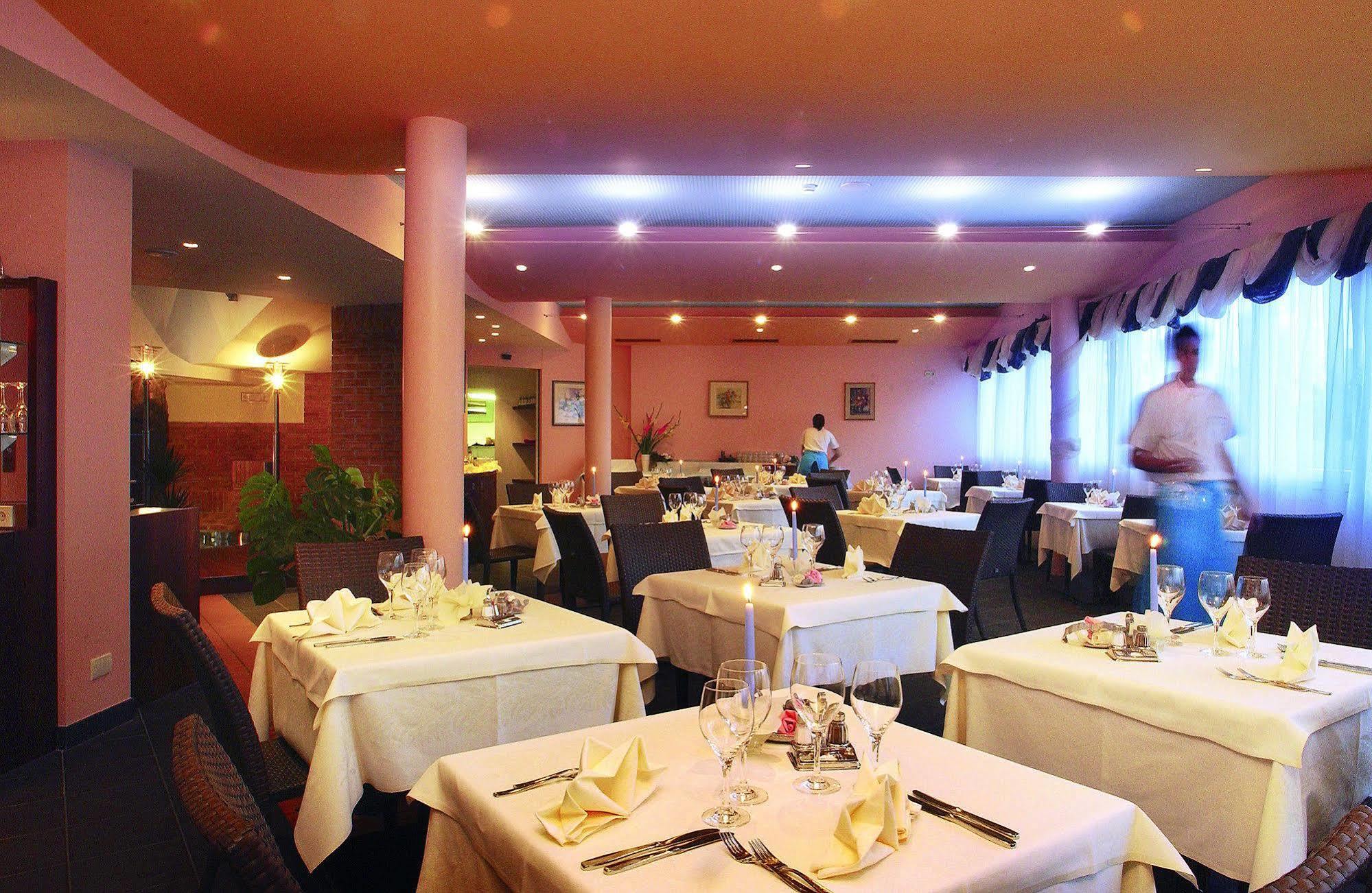 Hotel Krone - Eat, Drink, Stay Bressanone Dış mekan fotoğraf